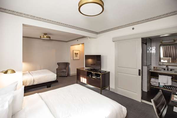  - Hotel Phillips Kansas City