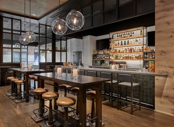 Restaurant - Hotel Phillips Kansas City