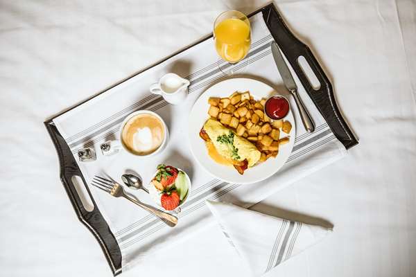 Restaurant - Hotel Phillips Kansas City