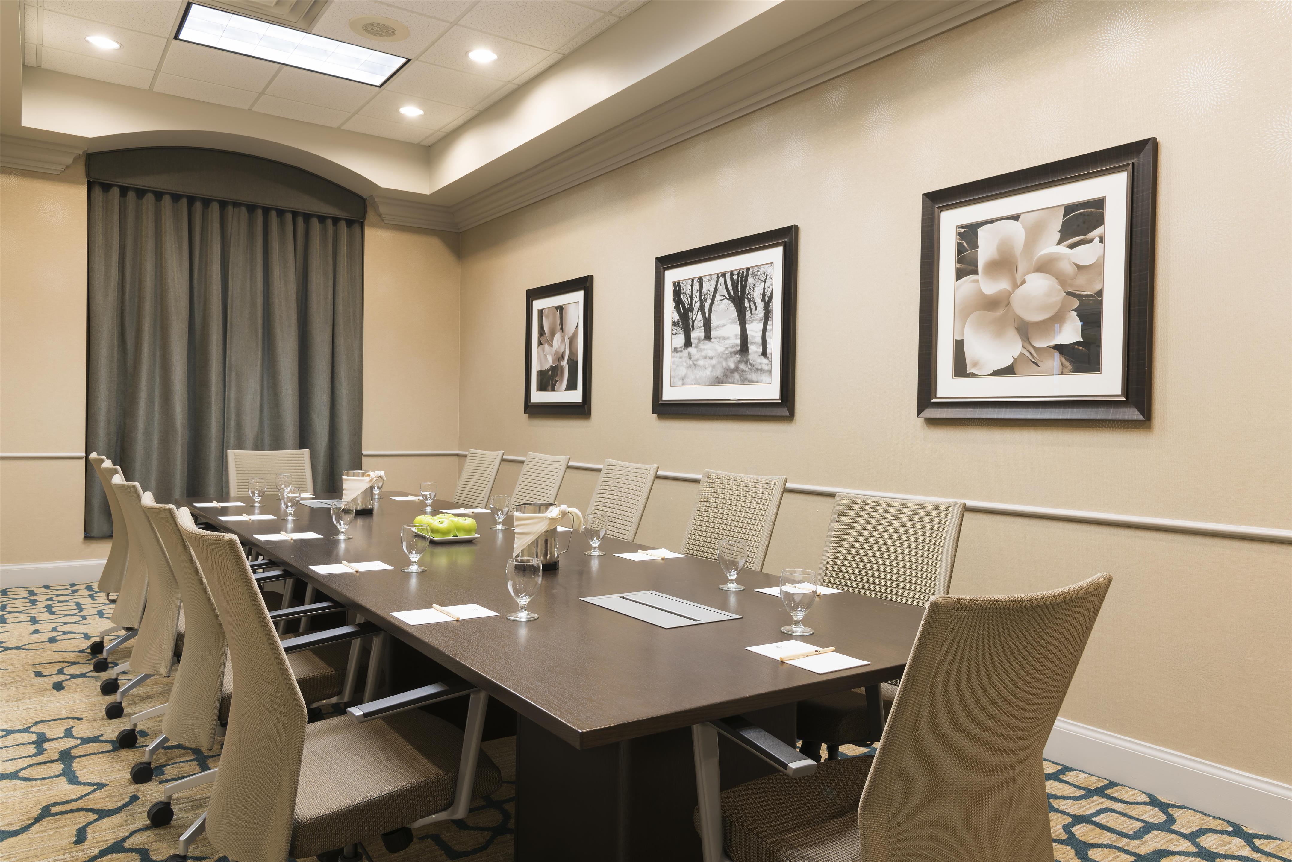 Meeting Room | Doubletree by Hilton Pleasant Prairie Kenosha