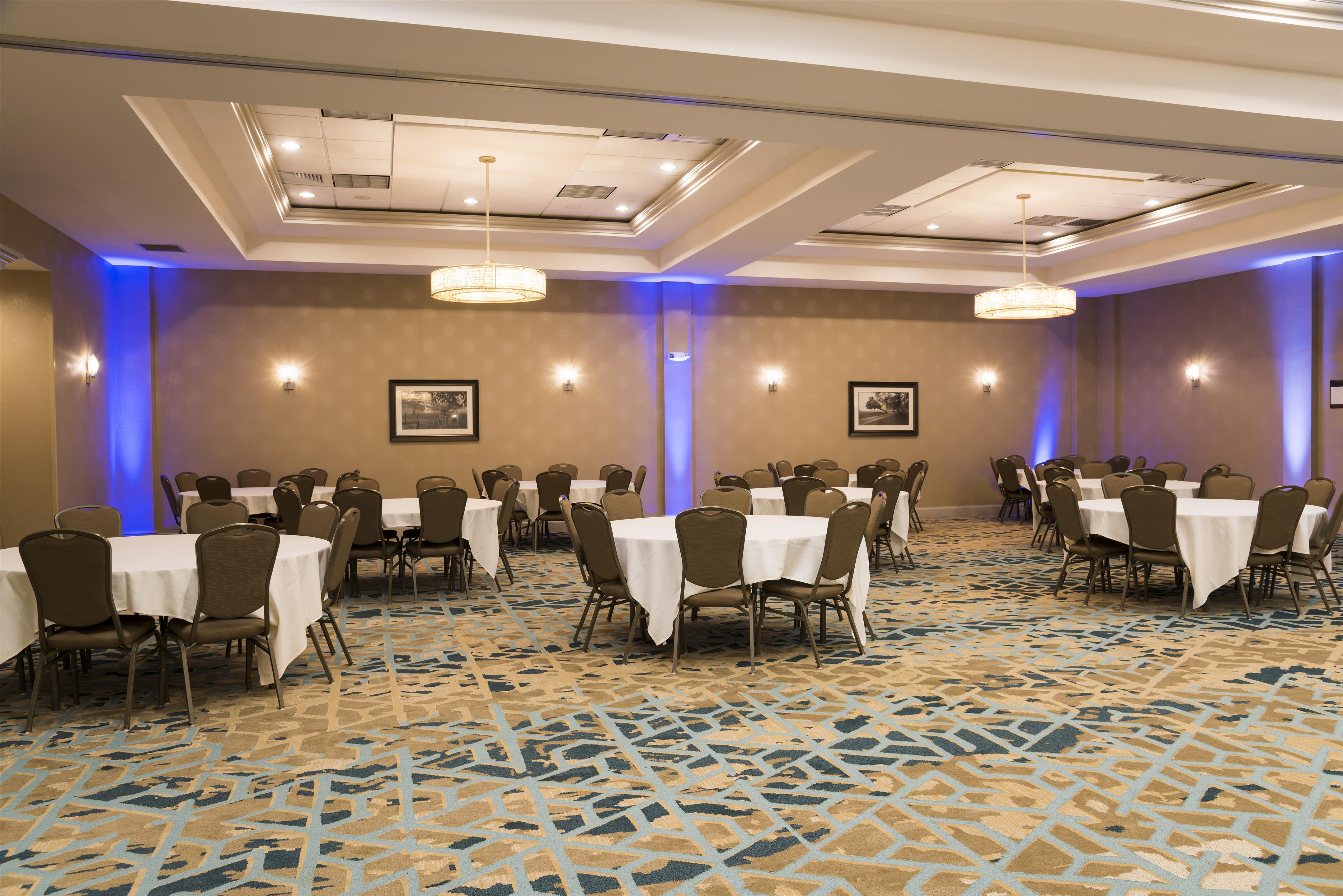 Meeting Room | Doubletree by Hilton Pleasant Prairie Kenosha