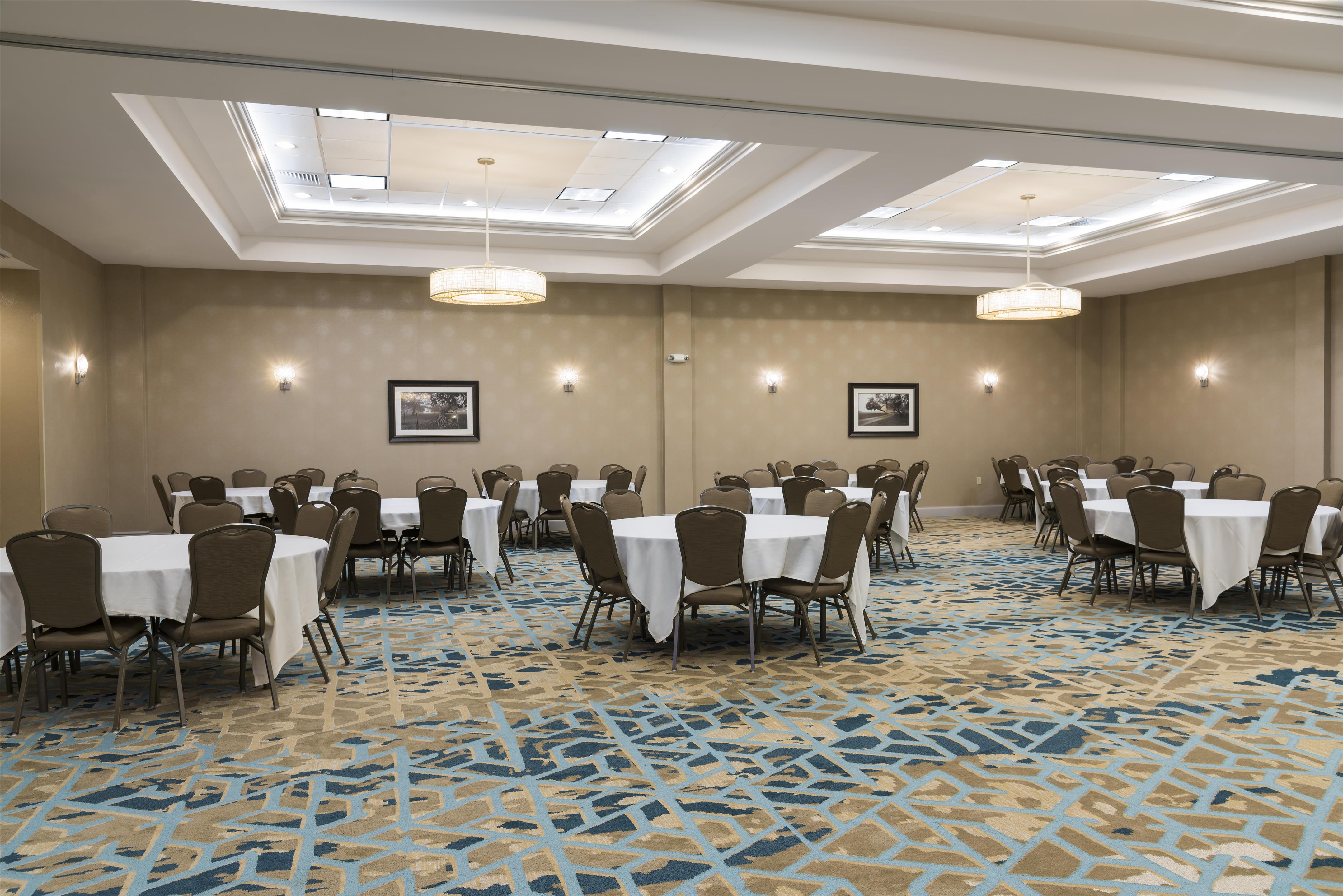 Meeting Room | Doubletree by Hilton Pleasant Prairie Kenosha