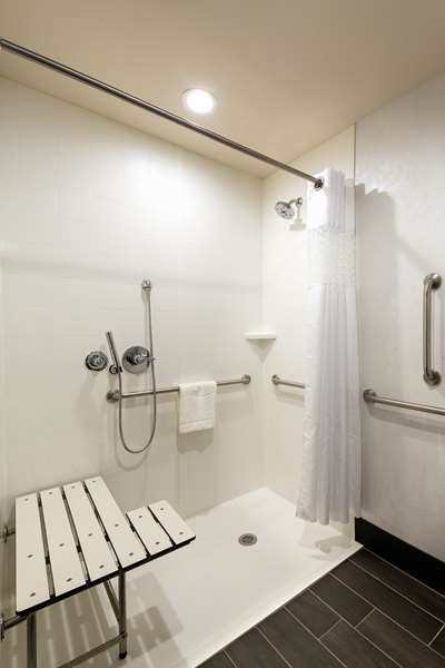  - Hampton Inn Morristown - I-81, Exit 8