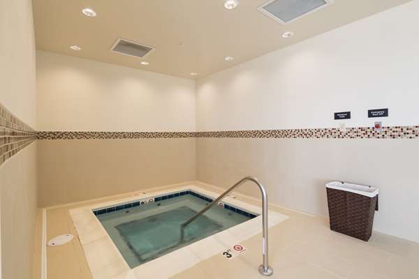 Pool - Hampton Inn Morristown - I-81, Exit 8