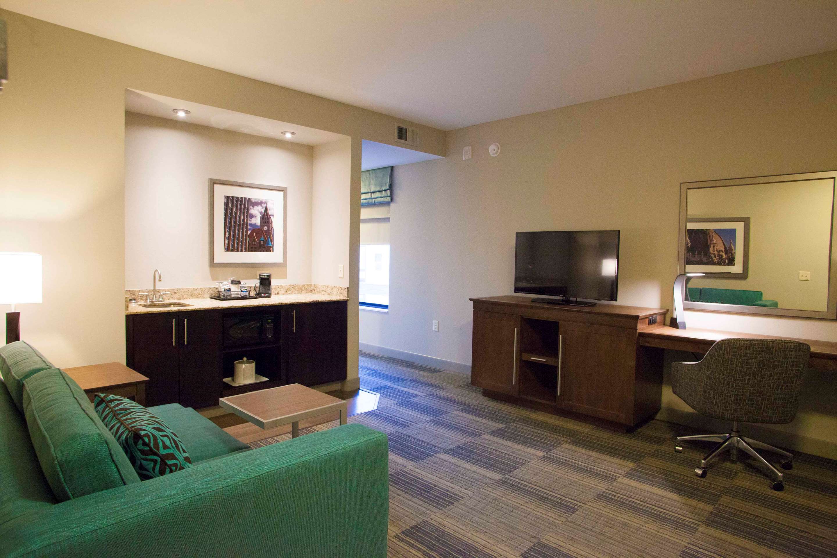 Guest room