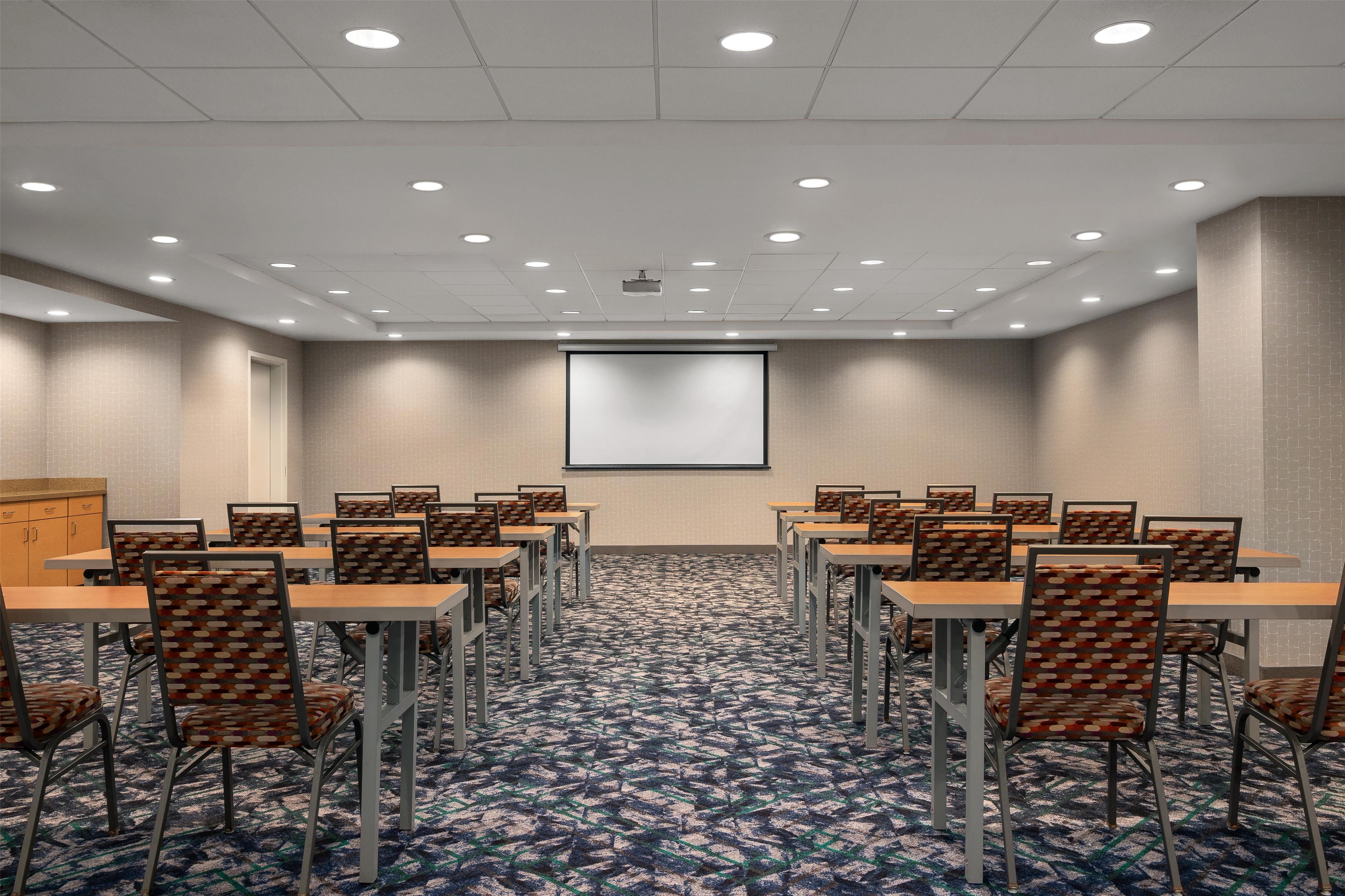 Meeting Room | Home2 Suites by Hilton Middletown