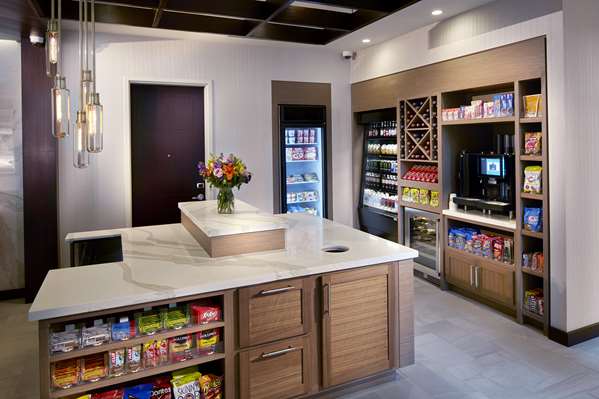 Restaurant - Hilton Garden Inn Roslyn