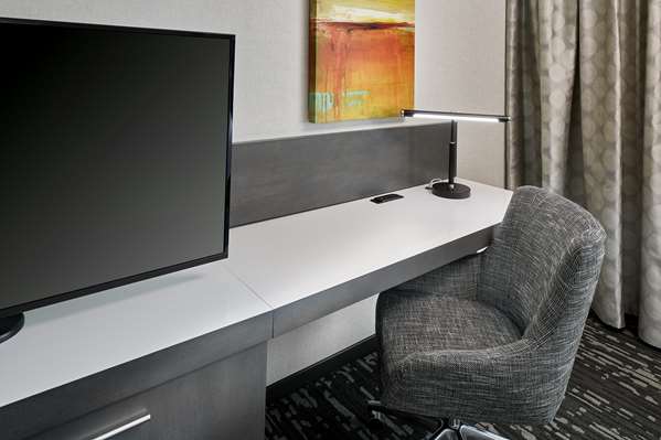  - Hilton Garden Inn Roslyn