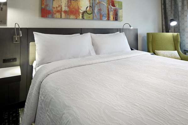  - Hilton Garden Inn Roslyn