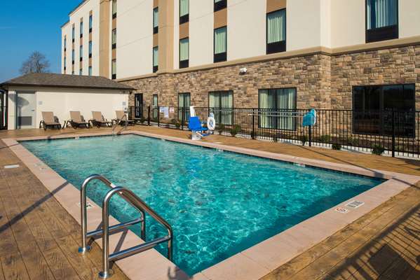 Pool - Hampton Inn Paragould
