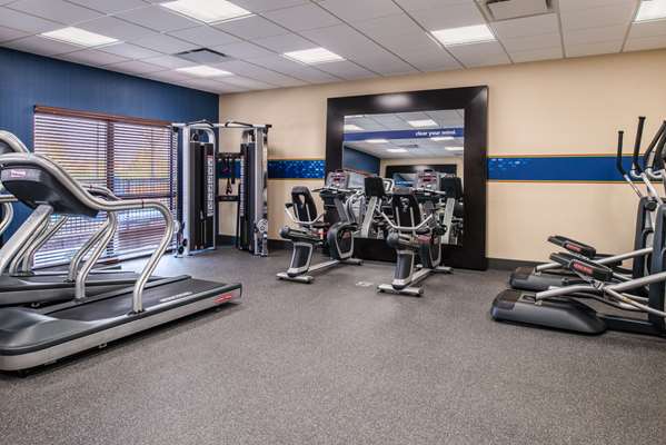Fitness/ Exercise Room - Hampton Inn Paragould