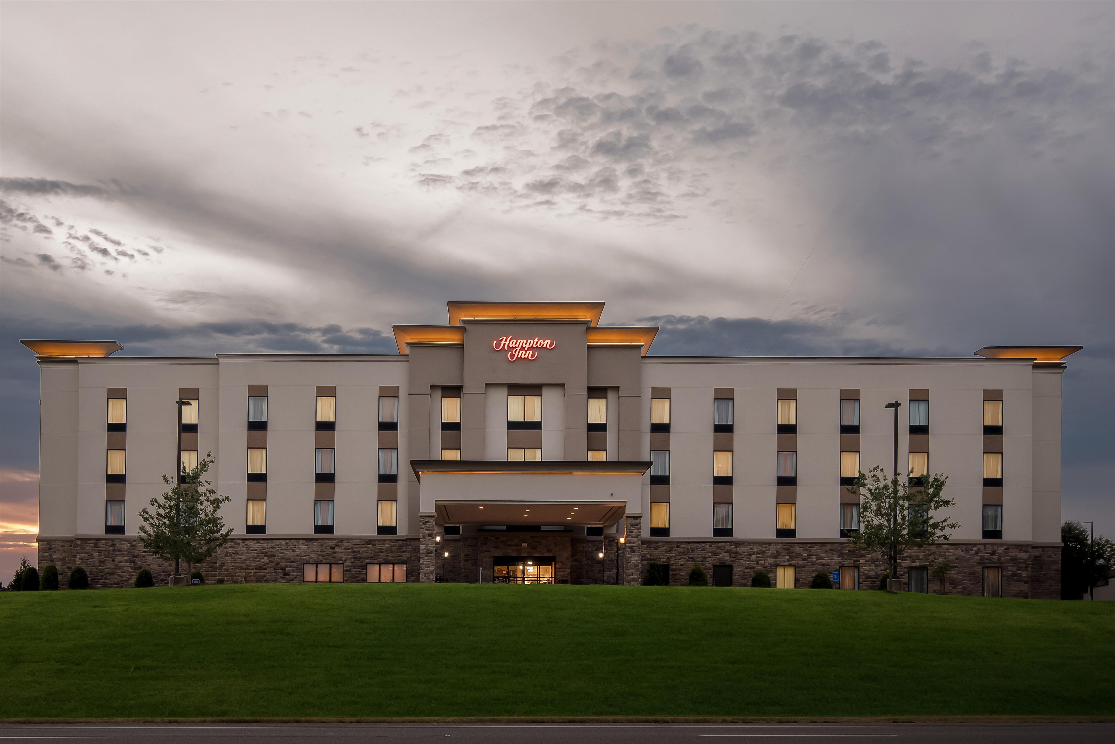 Exterior | Hampton Inn Paragould
