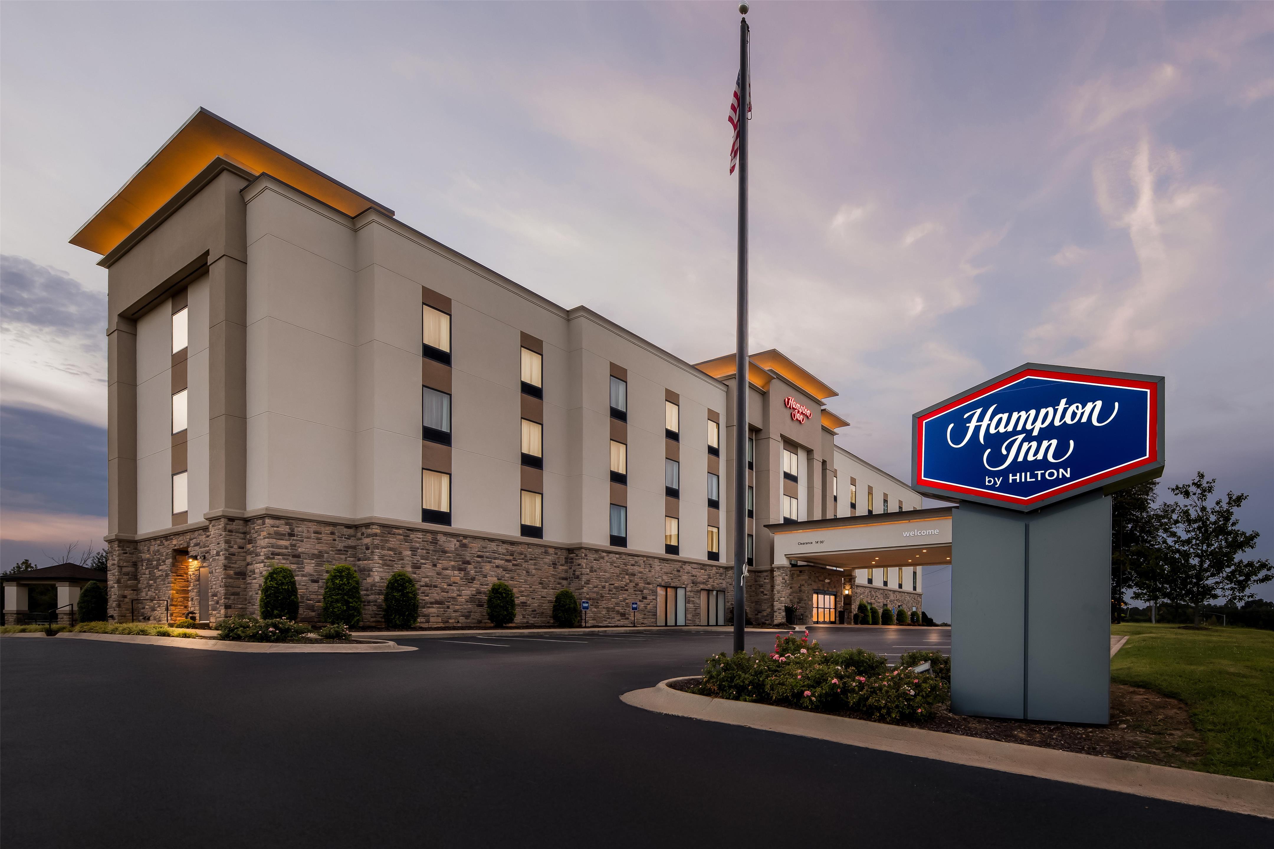 Exterior | Hampton Inn Paragould