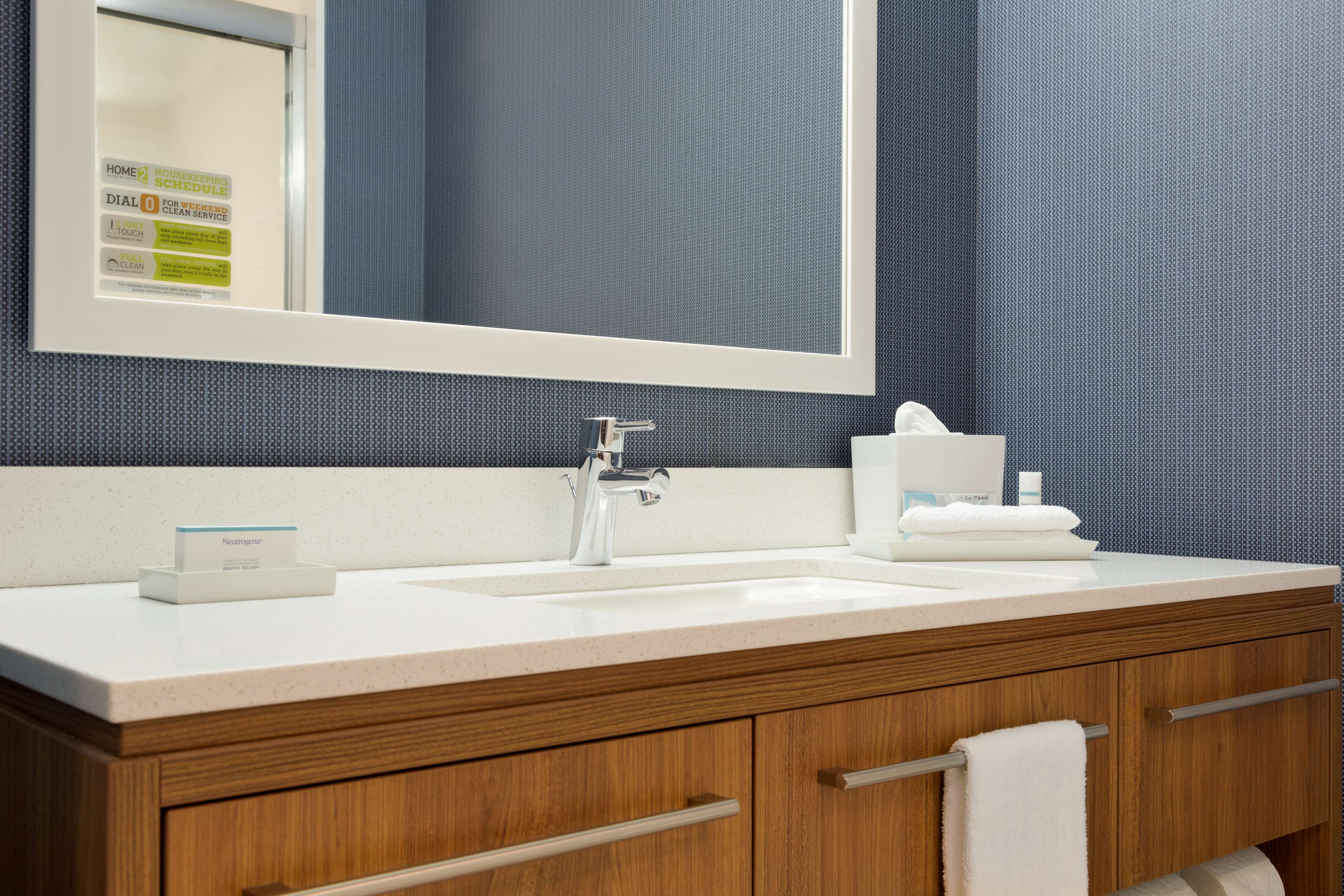 Home2 Suites by Hilton Phoenix Glendale-Westgate Room Type - 2QN BEDS STUDIO NONSMOK