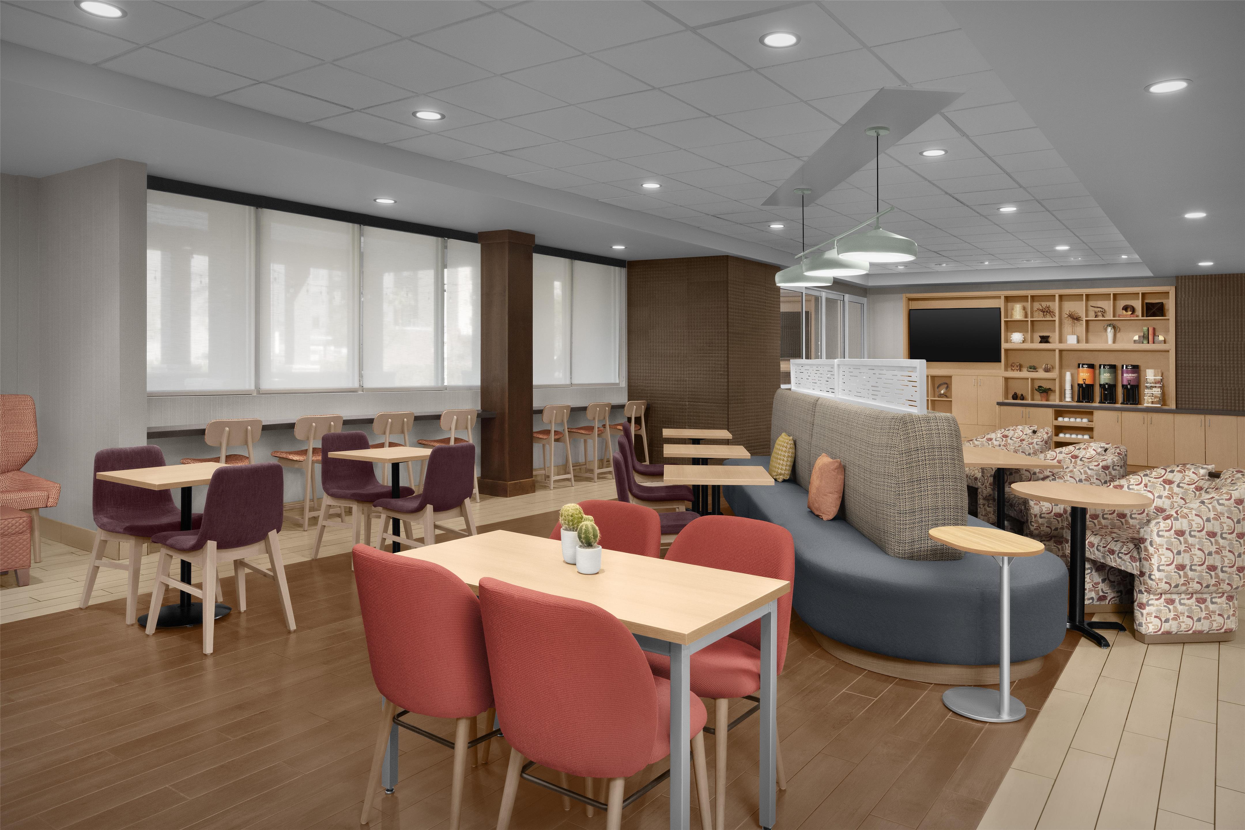 Lobby | Home2 Suites by Hilton Glendale - Westgate