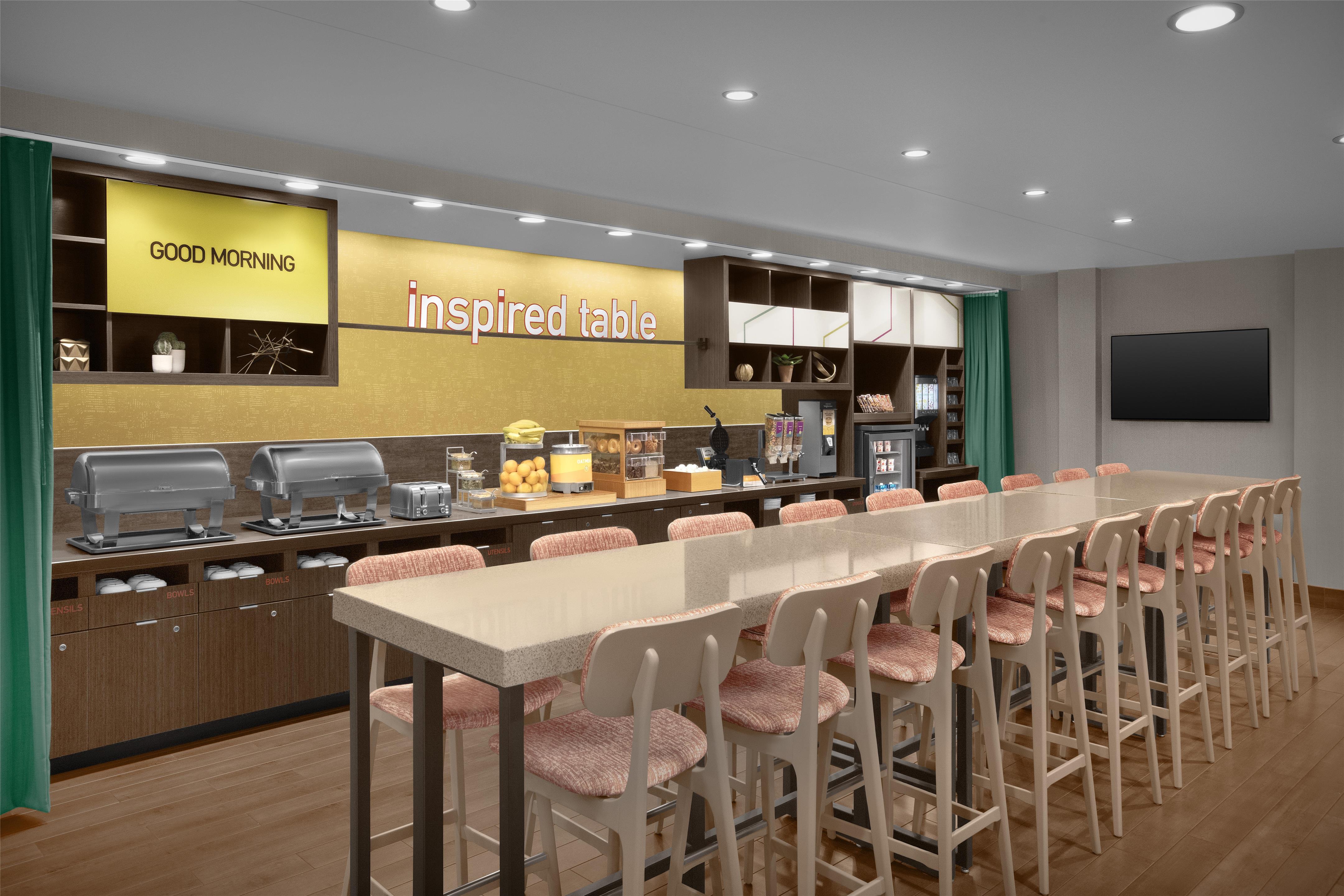 Breakfast Area | Home2 Suites by Hilton Glendale - Westgate