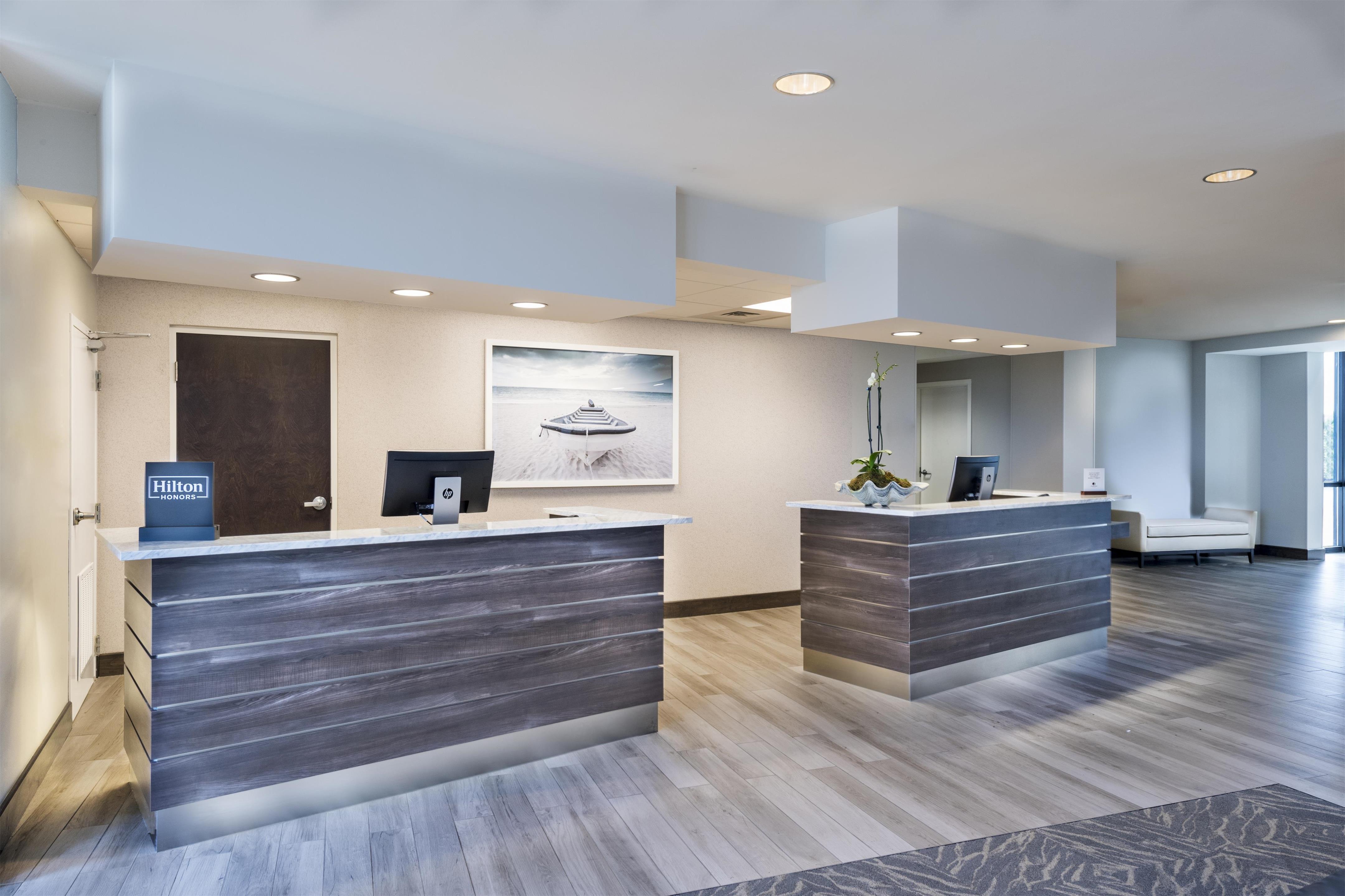 Reception | Island House Hotel Orange Beach - a DoubleTree by Hilton