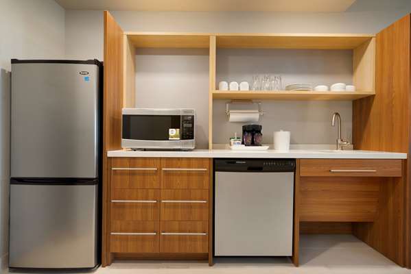  - Home2 Suites by Hilton Roanoke - I-581, Exit 3E