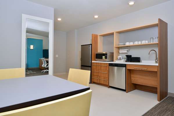  - Home2 Suites by Hilton Dupont - I-5, Exit 119