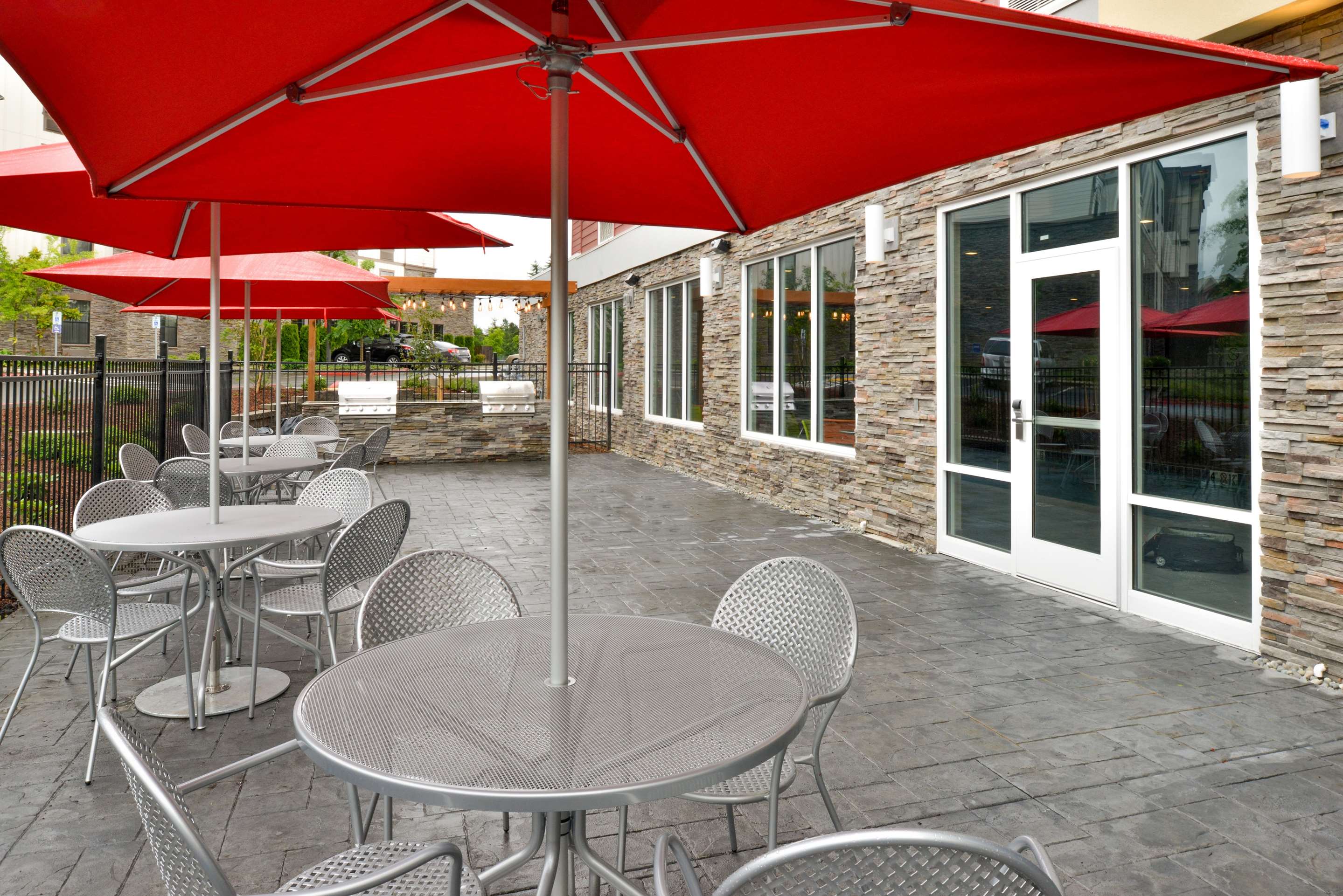 Restaurant | Home2Suites by Hilton Dupont, WA
