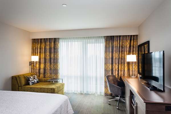  - Hampton Inn & Suites Northgate Seattle - I-5, Exit 173