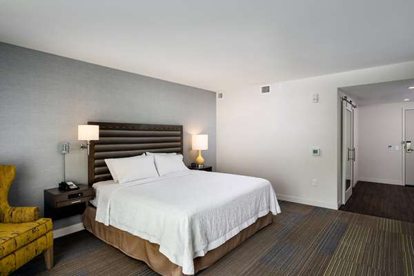  - Hampton Inn & Suites Northgate Seattle - I-5, Exit 173