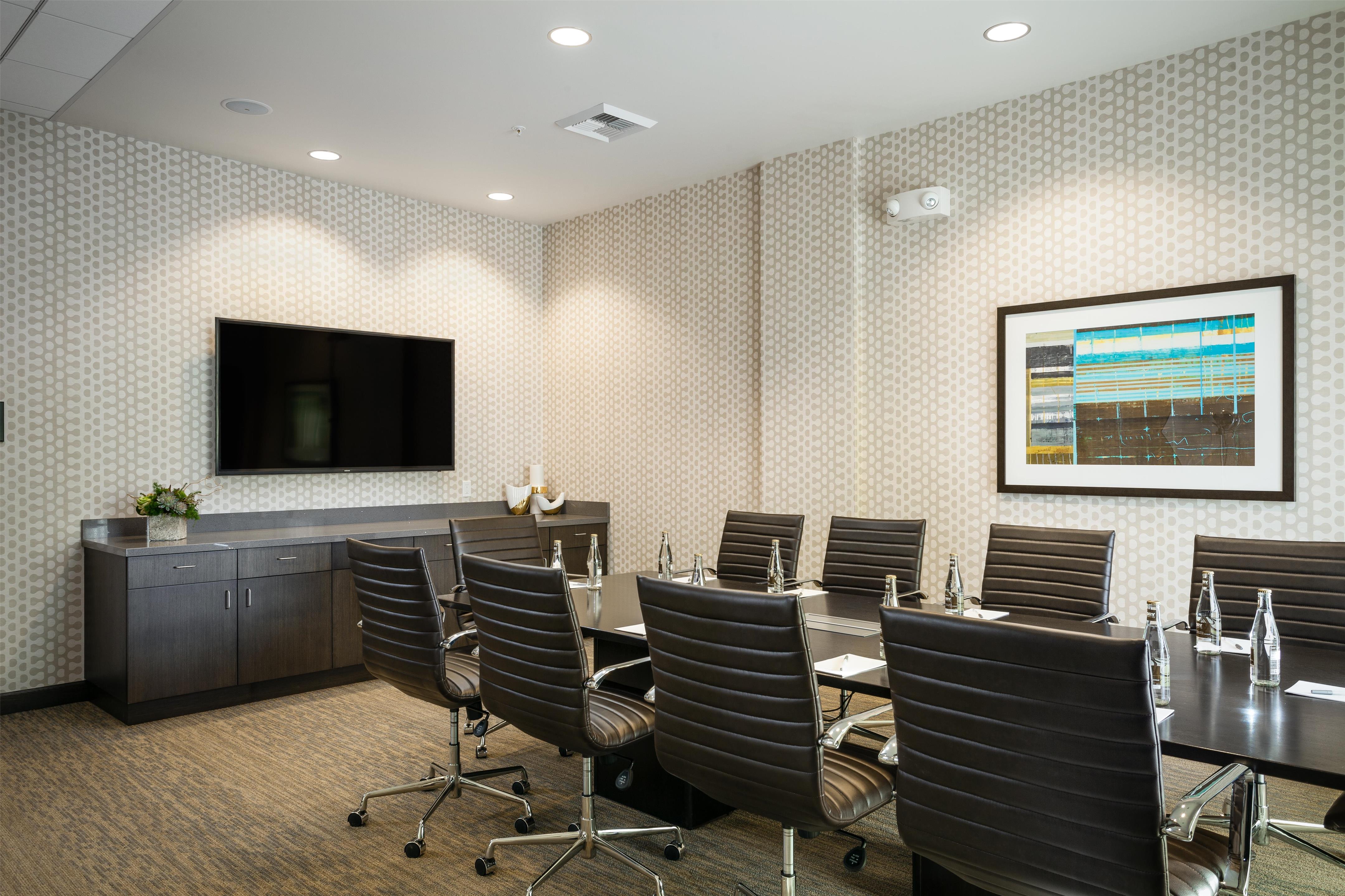 Meeting Room | Hampton Inn & Suites by Hilton Seattle/Northgate