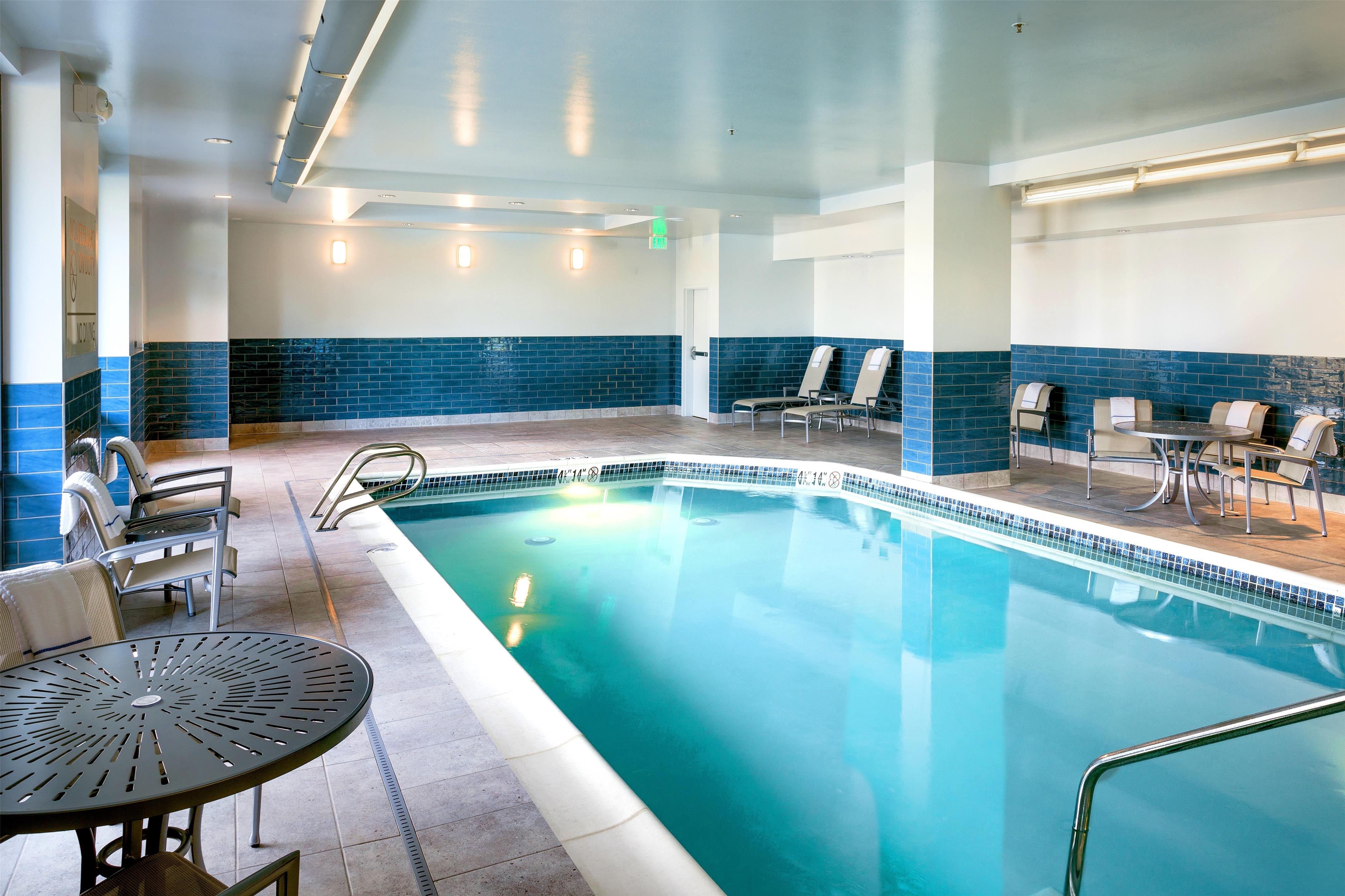 Pool | Hampton Inn & Suites by Hilton Seattle/Northgate