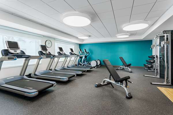 Fitness/ Exercise Room - Hampton Inn & Suites Downtown Santa Monica