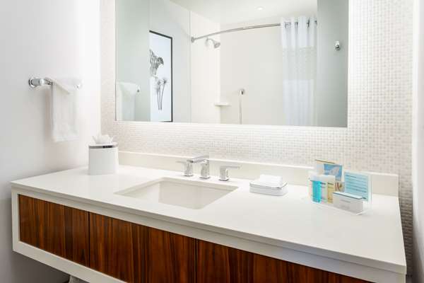  - Hampton Inn & Suites Downtown Santa Monica