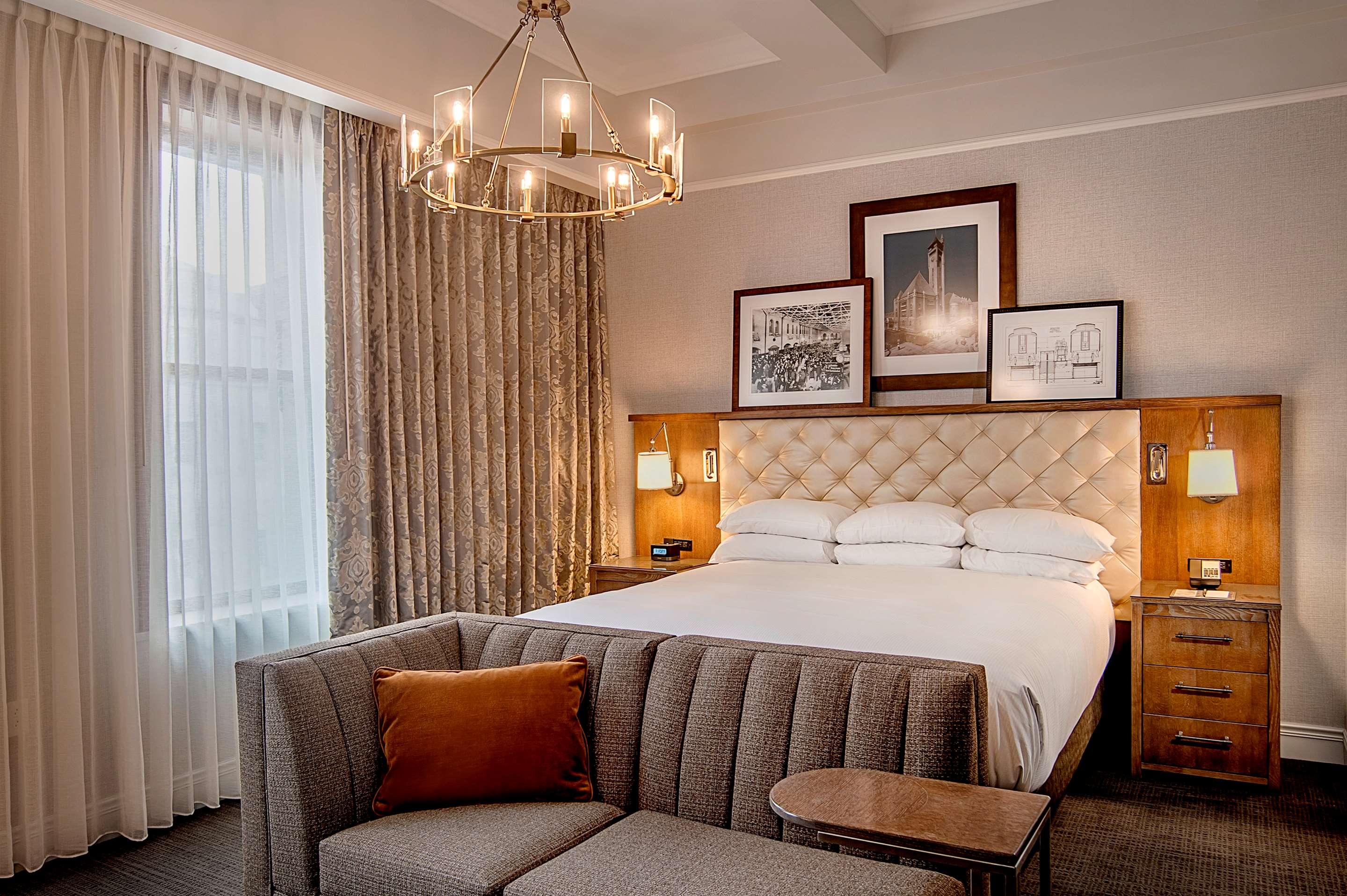 Guest room