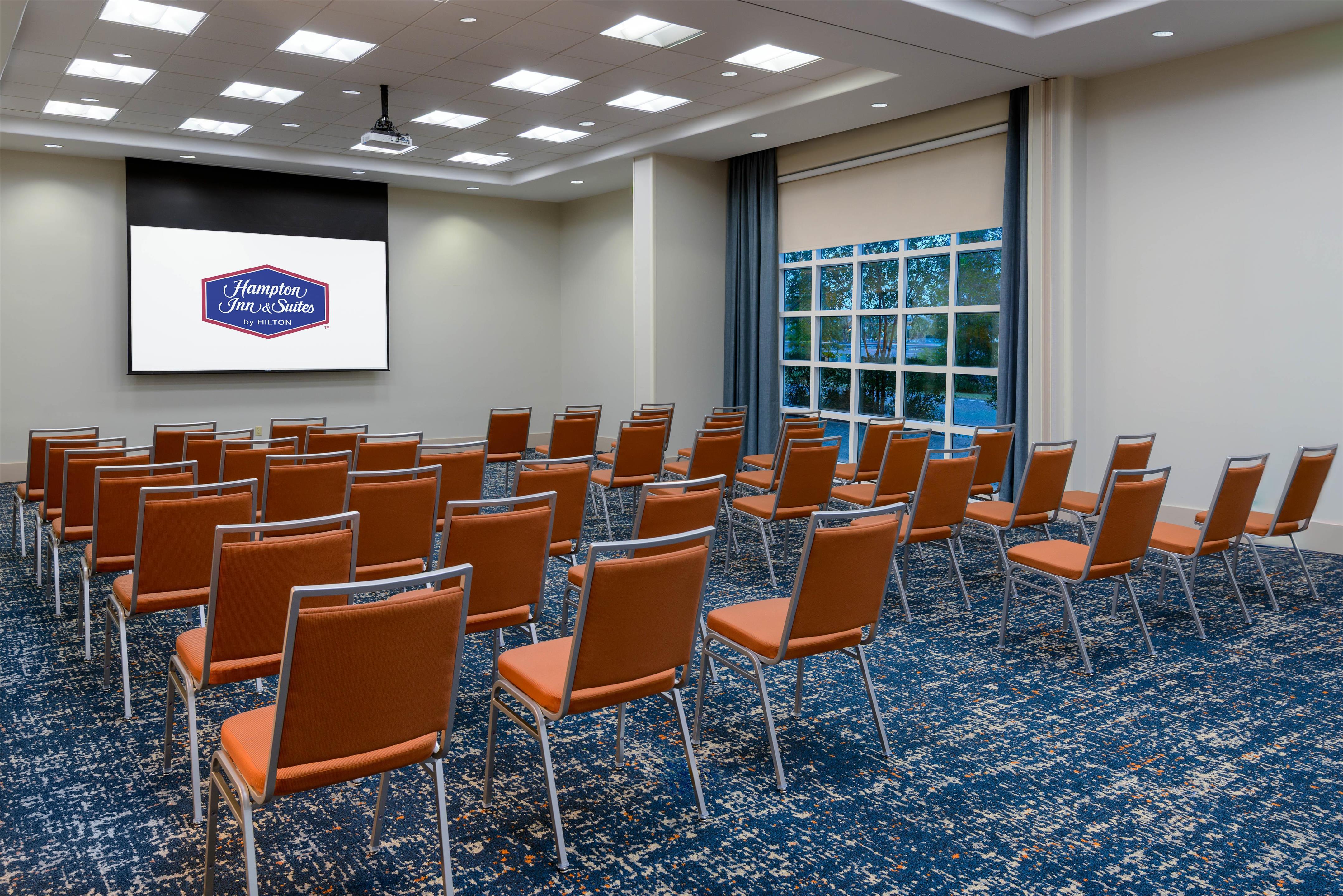 Meeting Room | Hampton Inn & Suites Tampa Airport Avion Park Westshore