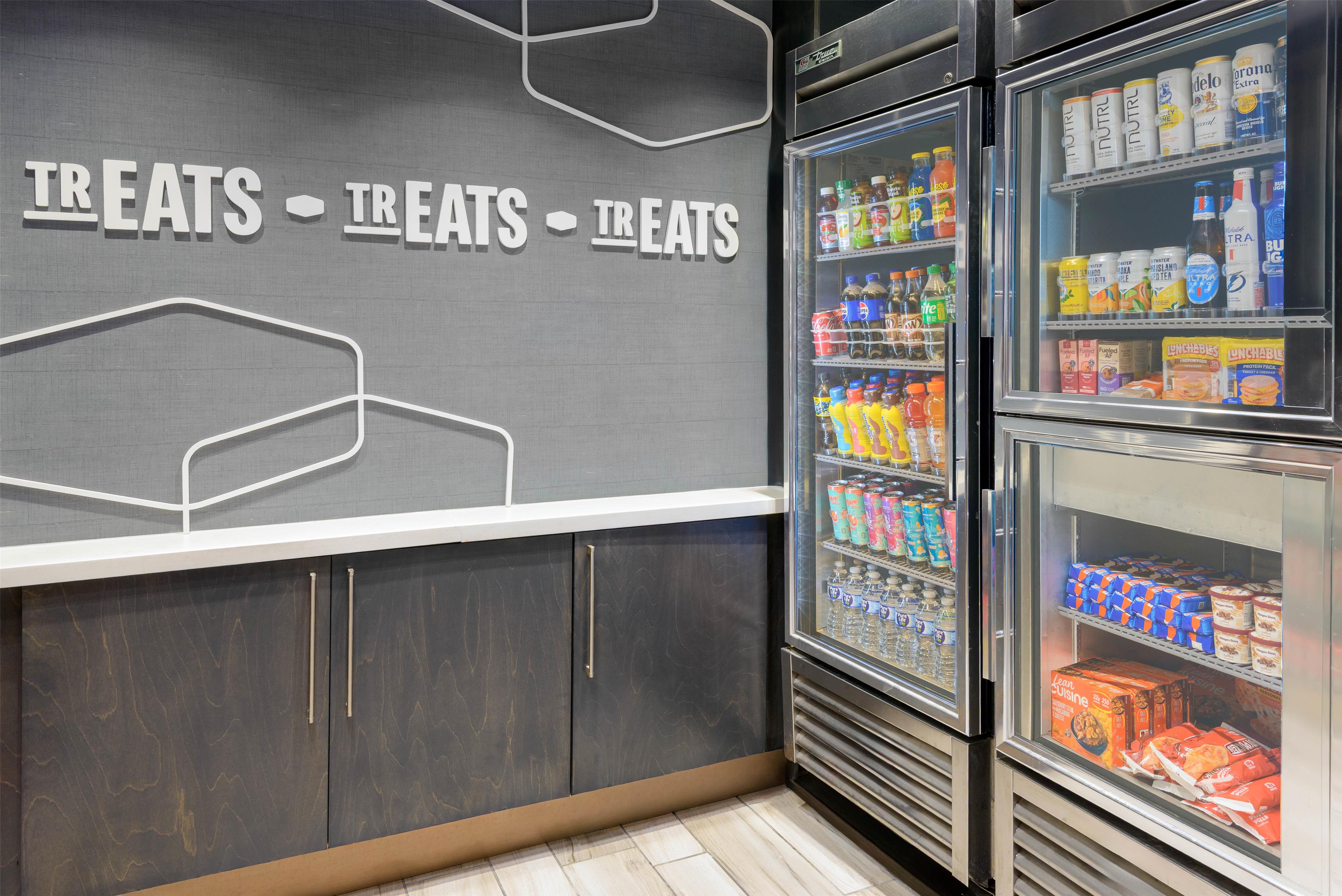 Restaurant | Hampton Inn & Suites Tampa Airport Avion Park Westshore