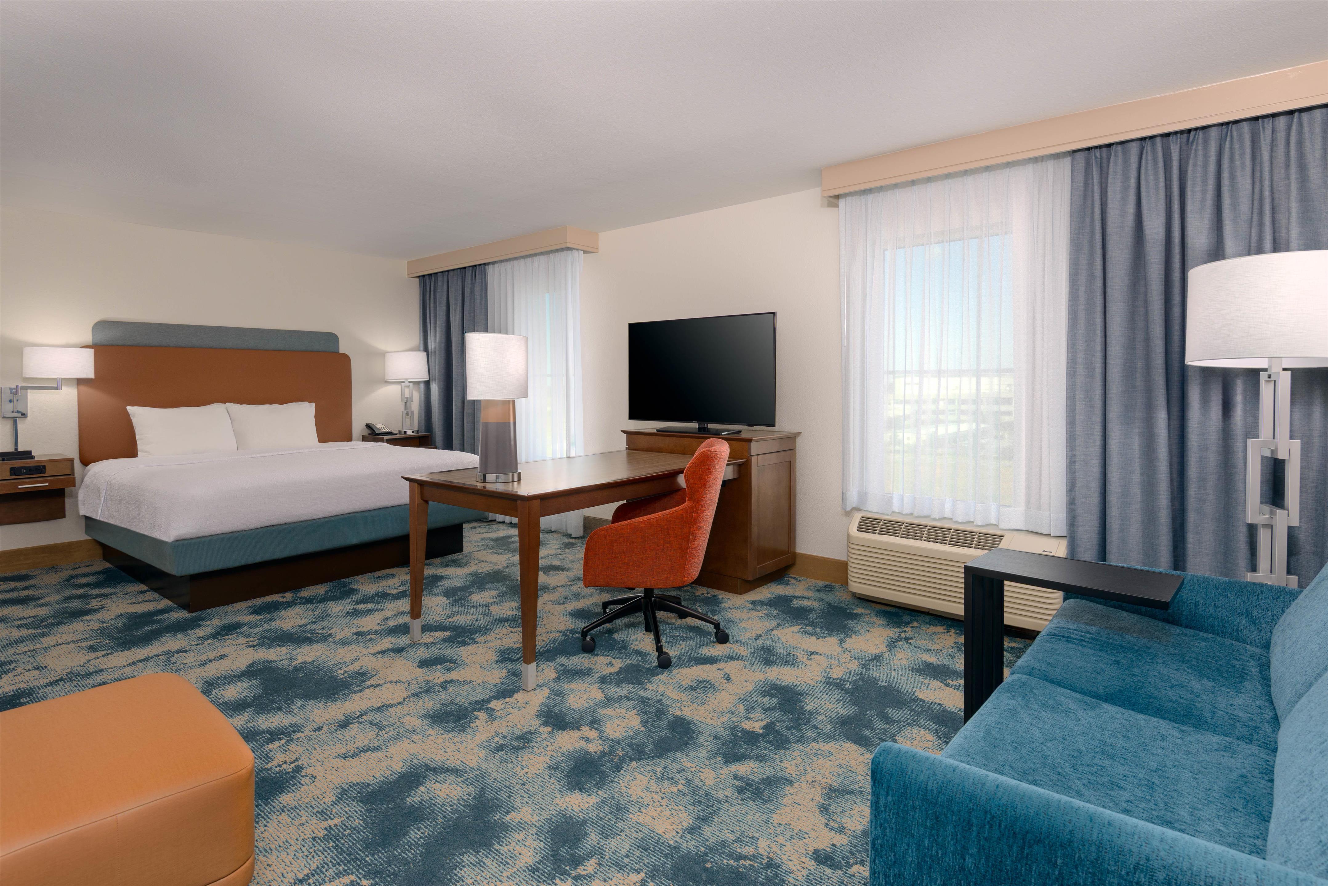 Guest room