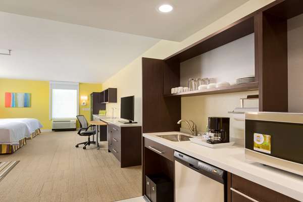  - Home2 Suites by Hilton West Youngstown - I-80, Exit 223