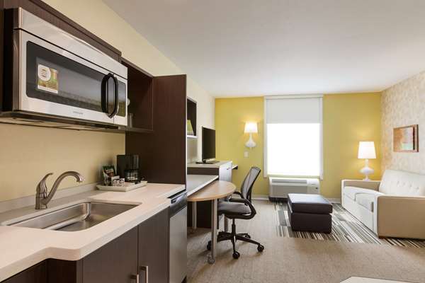  - Home2 Suites by Hilton West Youngstown - I-80, Exit 223