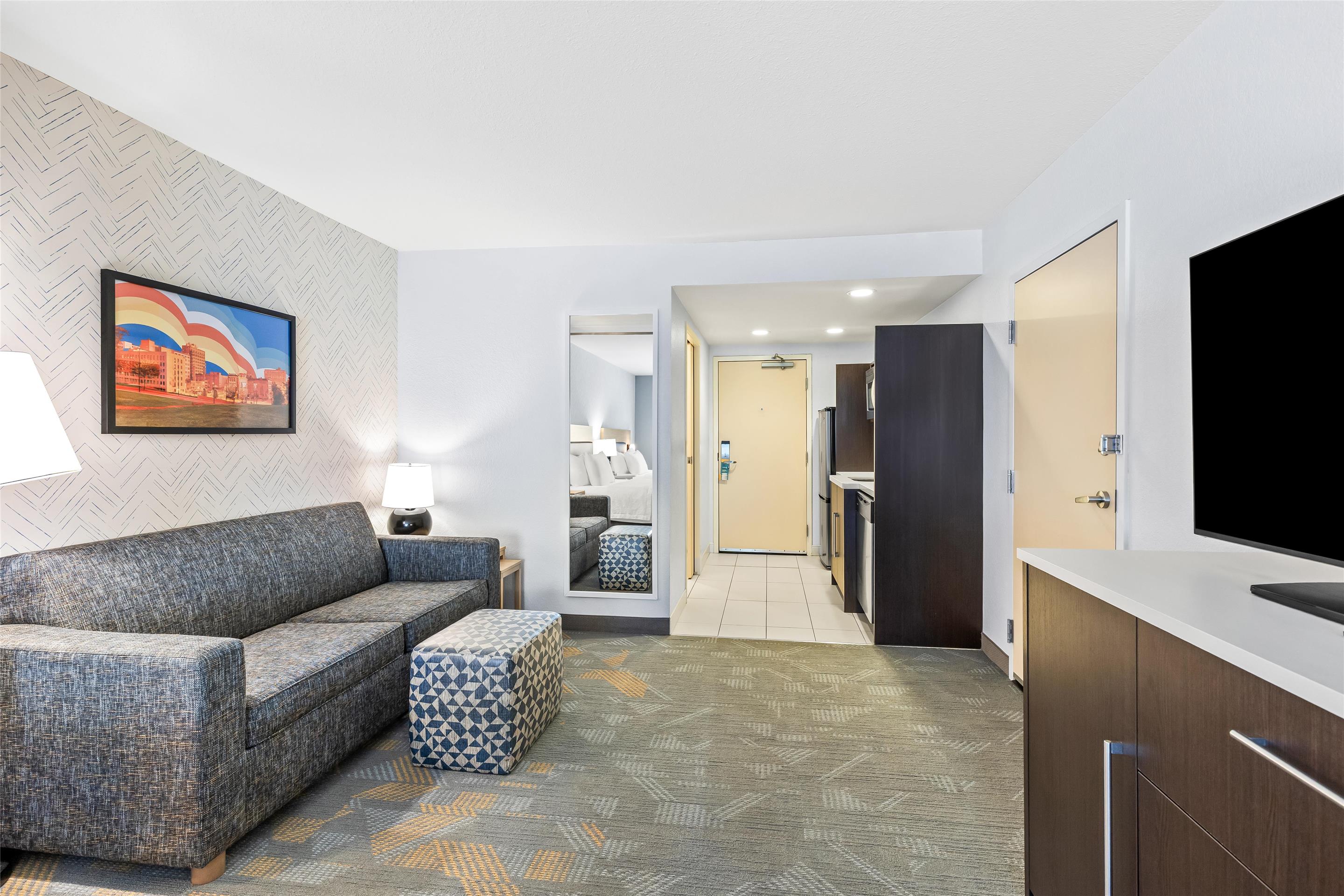 Guest room