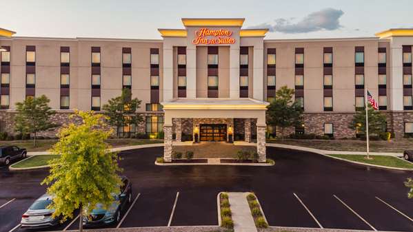 Exterior view - Hampton Inn & Suites Niles