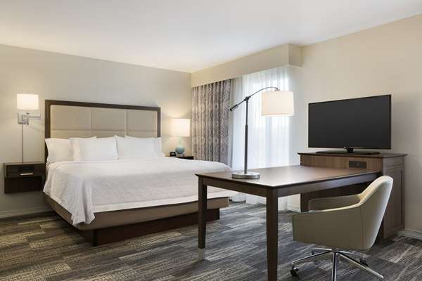  - Hampton Inn & Suites Niles