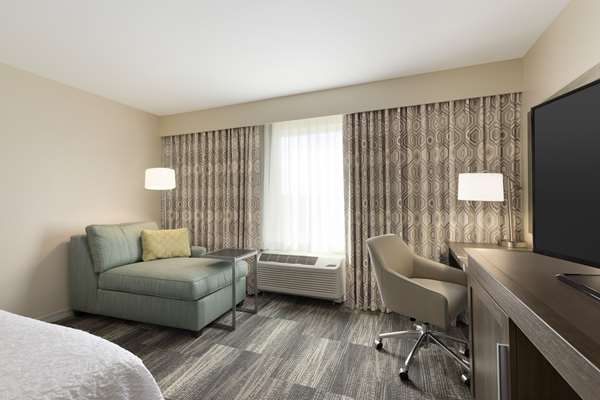  - Hampton Inn & Suites Niles