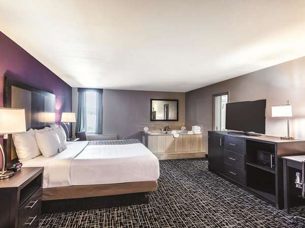  - La Quinta Inn & Suites North Colorado Springs - I-25, Exit 150