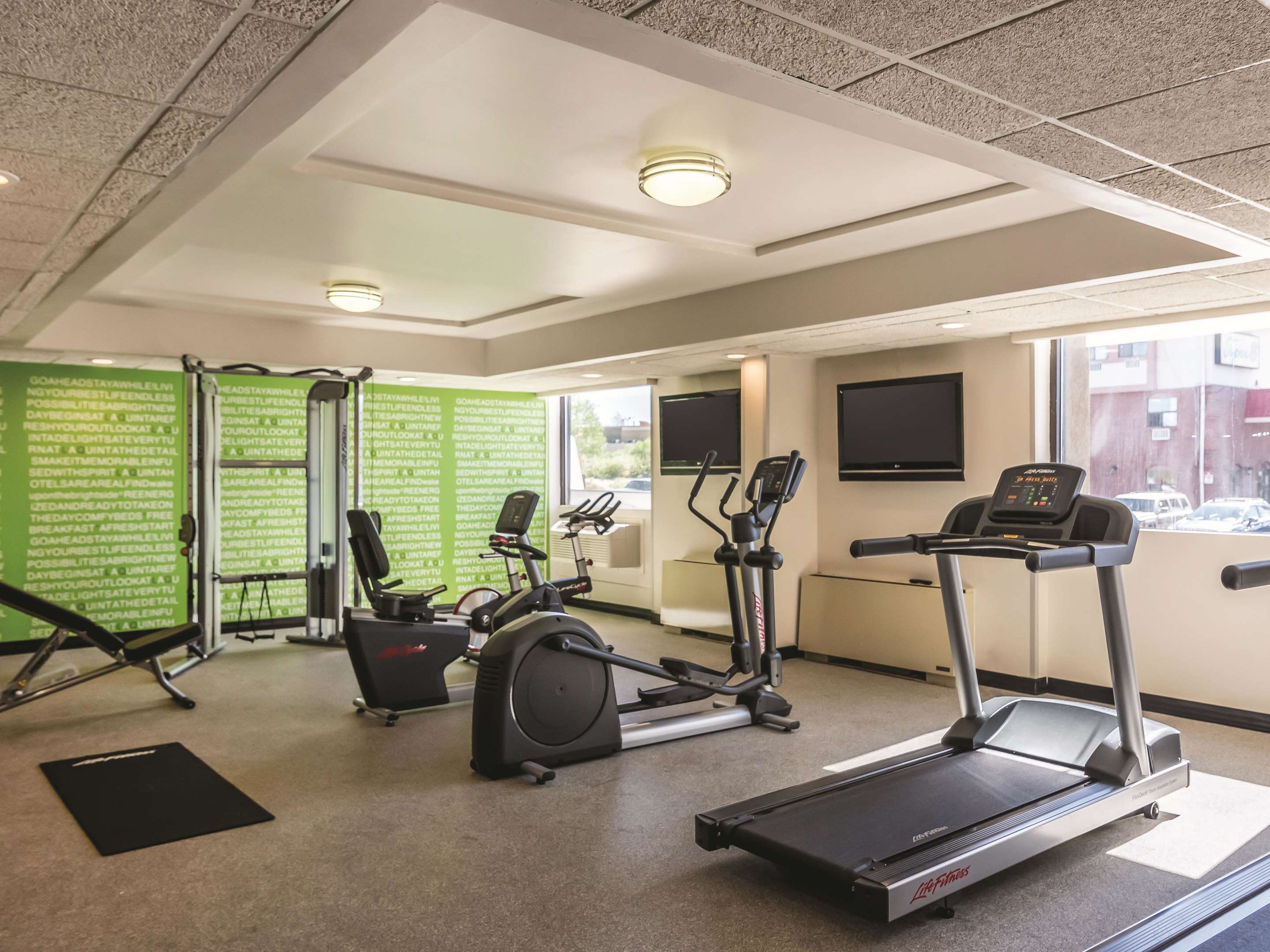 Health club | La Quinta Inn & Suites by Wyndham Colorado Springs North