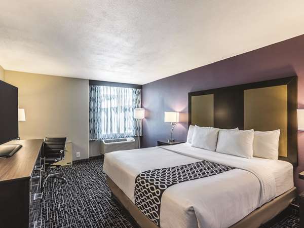  - La Quinta Inn & Suites North Colorado Springs - I-25, Exit 150