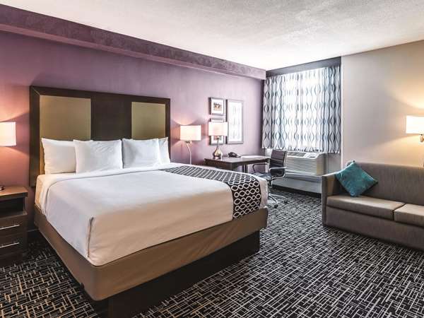  - La Quinta Inn & Suites North Colorado Springs - I-25, Exit 150