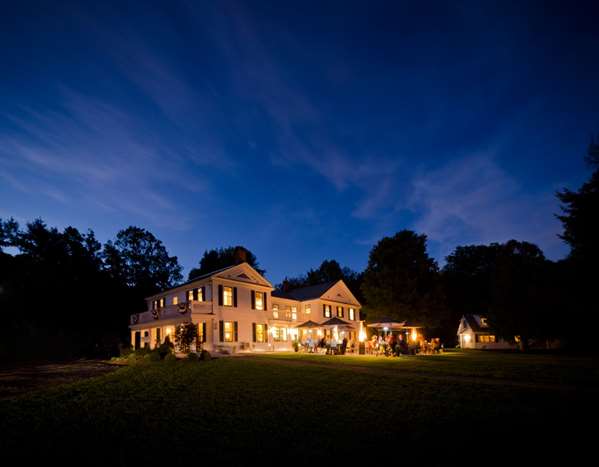 Exterior view - Barrows House Inn Dorset