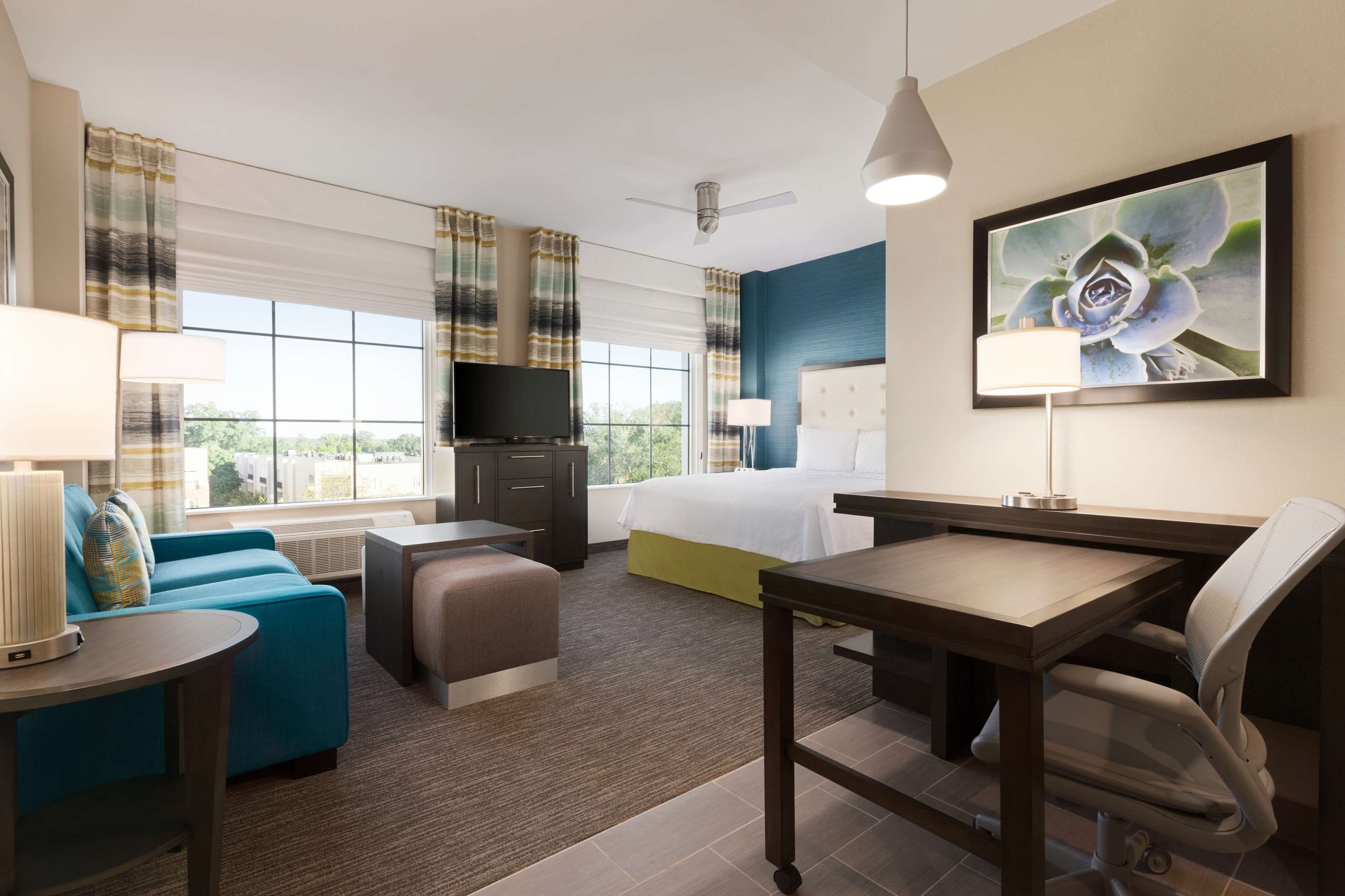 Guest room