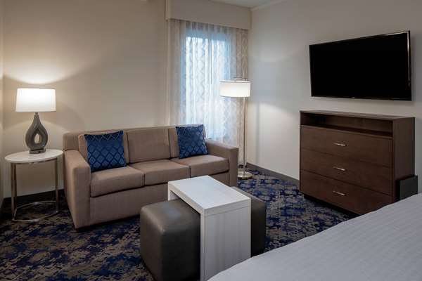  - Homewood Suites by Hilton French Quarter New Orleans - I-10, Exit 235