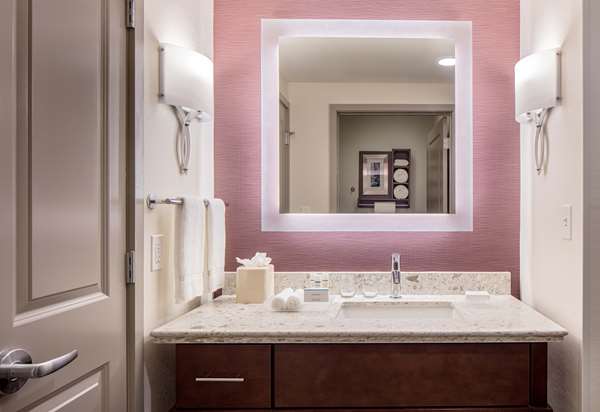  - Homewood Suites by Hilton French Quarter New Orleans - I-10, Exit 235