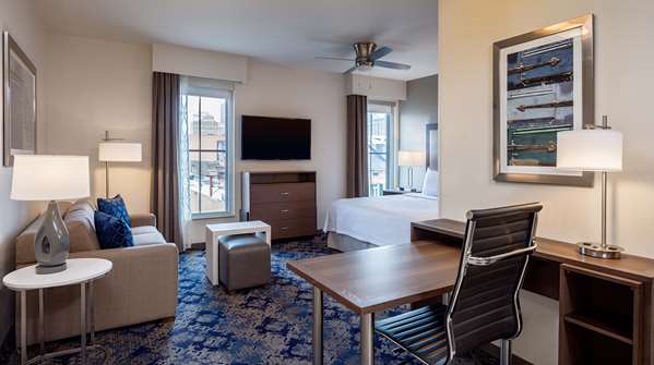  - Homewood Suites by Hilton French Quarter New Orleans - I-10, Exit 235