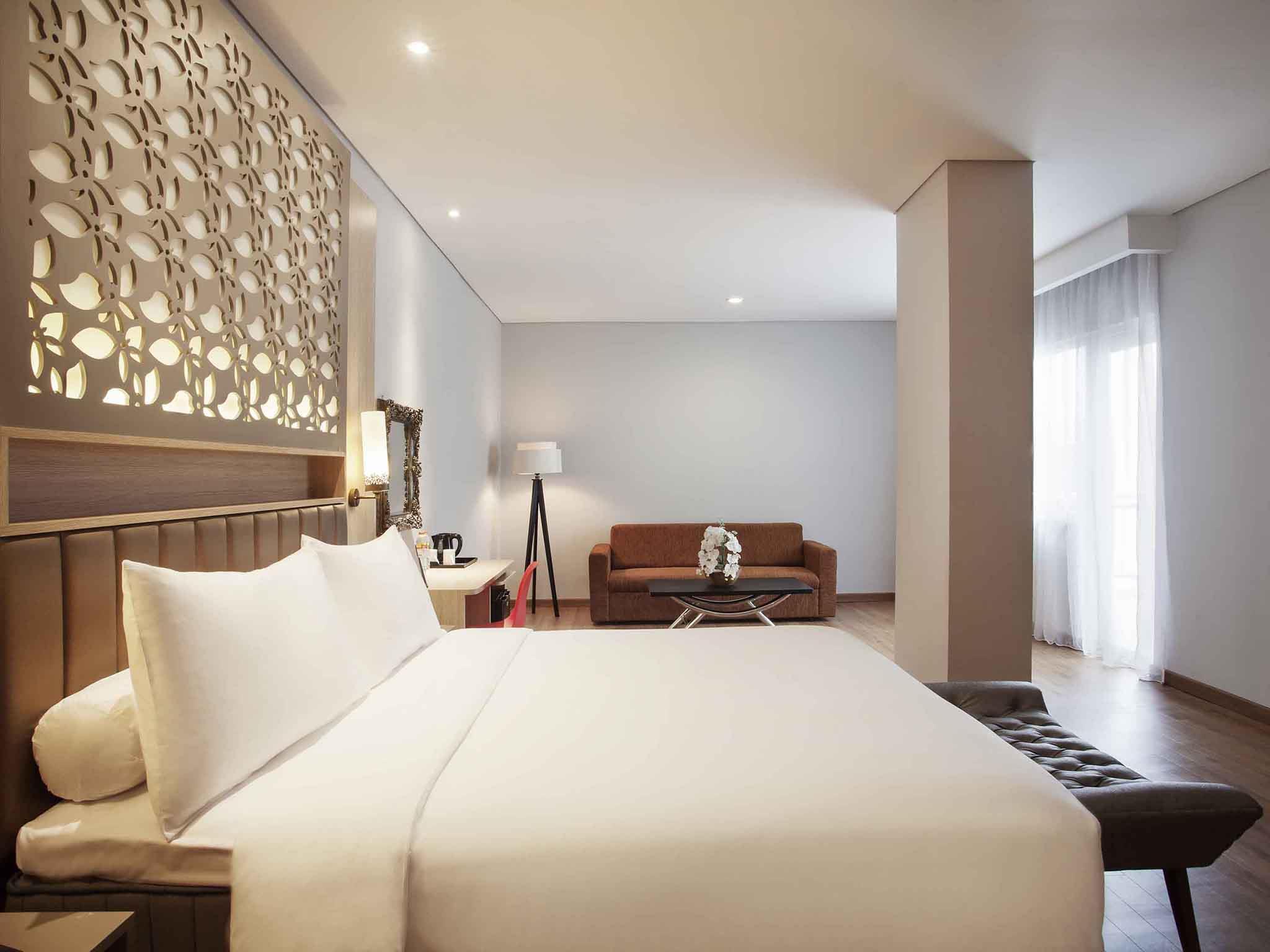 IBIS STYLES CIKARANG - Tap to explore photos